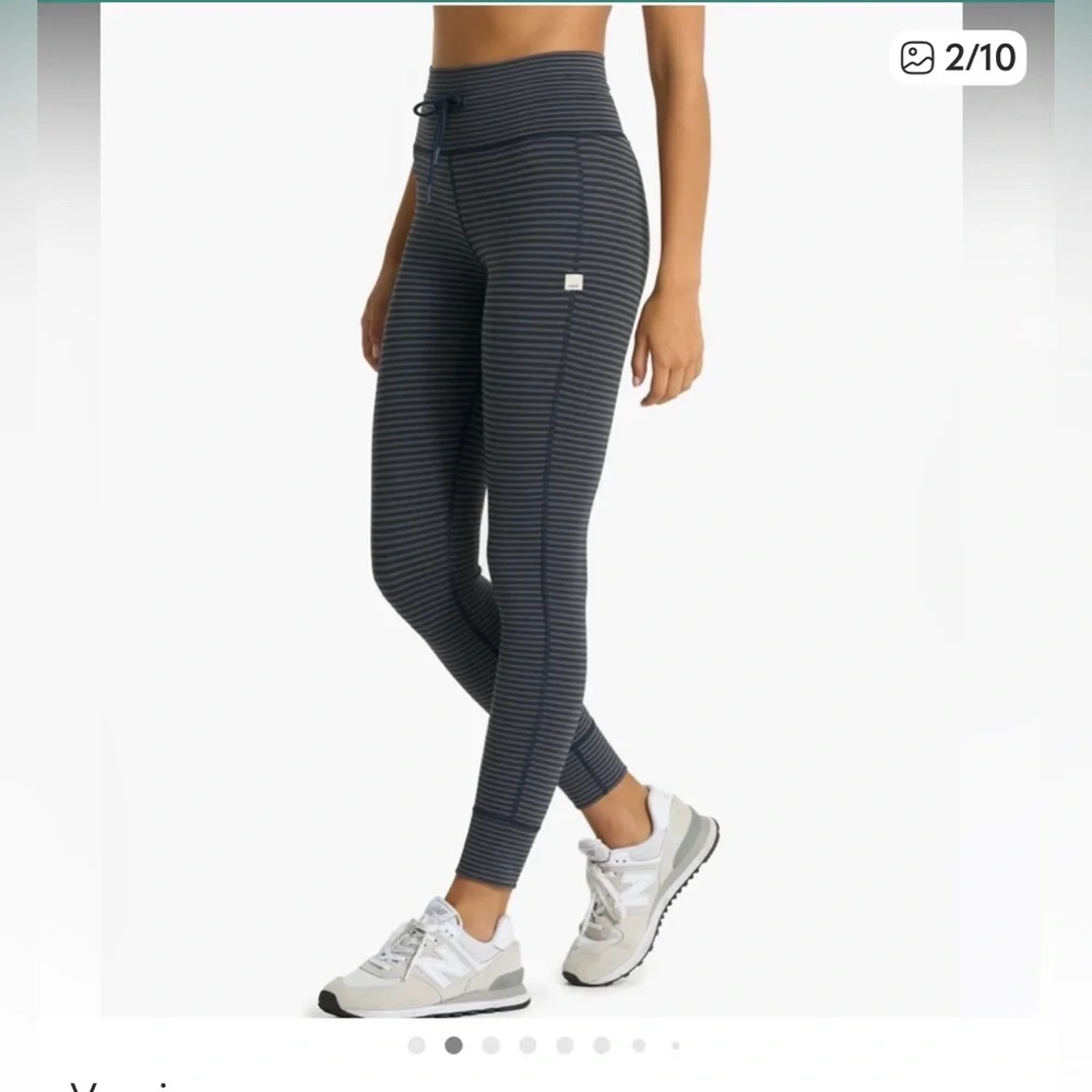 Vuori Gray Striped Leggings - Picture 1 of 7